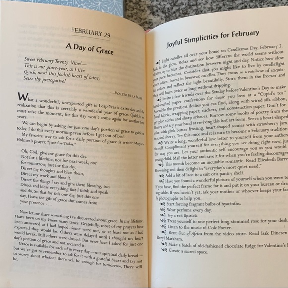 Simple Abundance Book Set - Picture 3 of 5